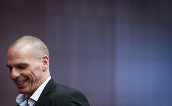 Varufakis califica negociaciones con el eurogrupo de guerra financiera