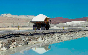 Lanzan primera soluci&oacute;n energ&eacute;tica con litio sostenible