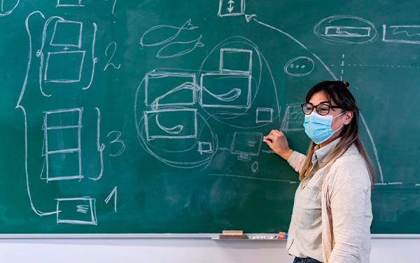 FOMAG sella alianzas para mejorar atenci&oacute;n en salud a docentes