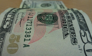 Devaluaci&oacute;n empobreci&oacute; a Colombia: Mutis Caballero