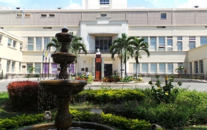 HUV sali&oacute; de cuidados intensivos y est&aacute; en franca recuperaci&oacute;n