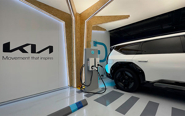 Kia y Dielco lanzan en Bogot&aacute; estaci&oacute;n de recarga para veh&iacute;culos el&eacute;ctricos