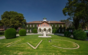 Gimnasio Moderno: 104 egregios a&ntilde;os y perfilando bicentenario