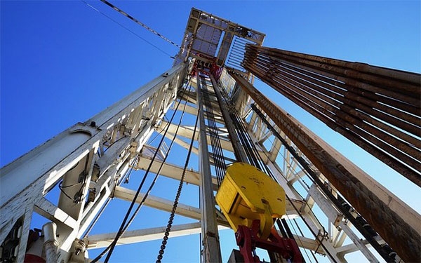 &iquest;Est&aacute; llegando la era del petr&oacute;leo a su fin? Expertos apuntan a un nuevo shock