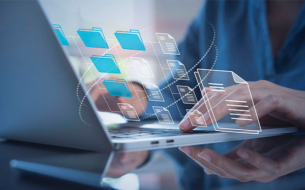 Payana: Tecnolog&iacute;a financiera es vital, pero crece riesgo de IA que mueve dinero