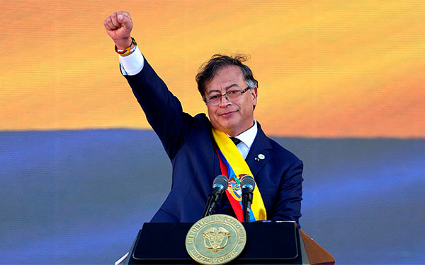 Gobierno est&aacute; abierto al di&aacute;logo para mejorar la reforma tributaria