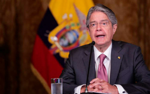 Ecuador busca TLC con Rusia y otras grandes econom&iacute;as