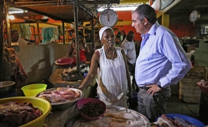 Ministro de Agricultura verifica en Buenaventura compromisos con pescadores