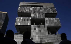 El lucro de Petrobras sufre un nuevo rev&eacute;s presionado por la devaluaci&oacute;n