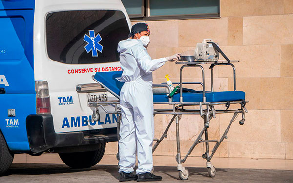 Para fortalecer servicios sanitarios, BBVA asigna pr&eacute;stamo social a Bogot&aacute;