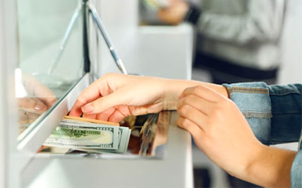 Mercado de remesas en vilo por eventual desplome de giros