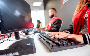 Empresa local de tecnolog&iacute;a reclutar&aacute; talento en desarrollo de software