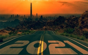 Econom&iacute;a seguir&aacute; ca&iacute;da en 2021, decir lo contrario es paja: Aurelio Su&aacute;rez