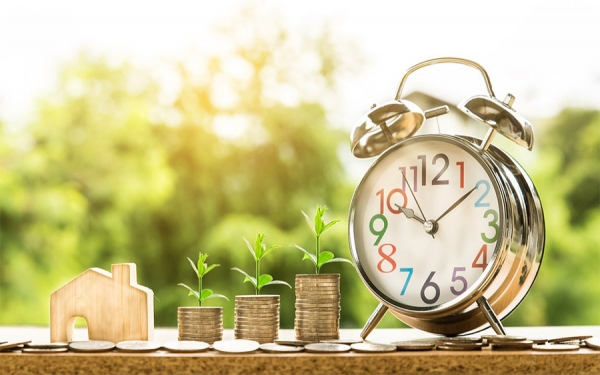 Acciones &amp; Valores: Econom&iacute;a, a sus horas