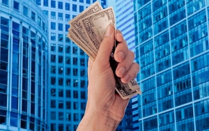 China realiza la mayor emisi&oacute;n de bonos en d&oacute;lares de su historia