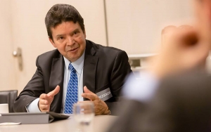 Con el l&aacute;nguido ajuste salarial no se cubrir&aacute; ni el IVA del 19%: CGT