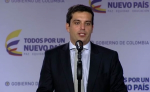 Sin renta petrolera hay que diversificar la producci&oacute;n: Gaviria