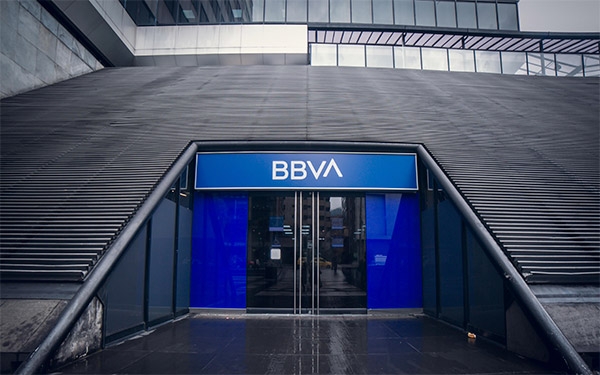Mecanismo de colocaci&oacute;n fue clave en emisi&oacute;n de bonos a 30 a&ntilde;os: BBVA