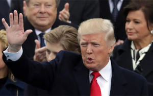 Trump toma posesi&oacute;n, anuncia &ldquo;Edad de Oro&rdquo; y hace pol&eacute;micos anuncios