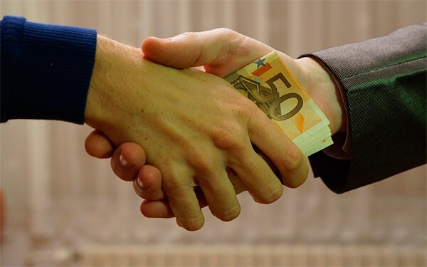 Seguros pagan los platos rotos de la corrupci&oacute;n: Aseguradora Solidaria