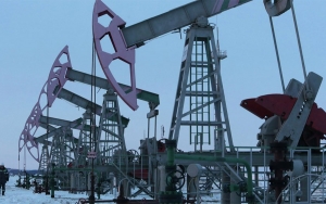 Ministro asegura que Rusia es capaz de capear el desplome del crudo