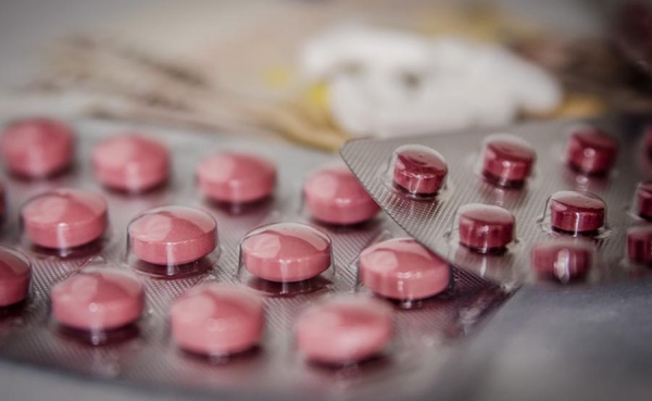 Cuba y Argelia acuerdan ampliar la colaboraci&oacute;n farmac&eacute;utica