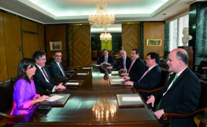 Emisor ajusta nuevamente los tipos de inter&eacute;s y reitera inflaci&oacute;n