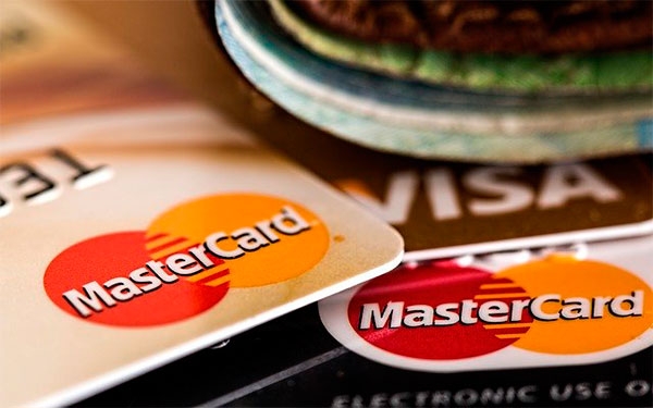 Eurozona crear&aacute; sistema de pagos para competir con Visa y MasterCard