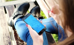 Apple detecta un fallo en un la c&aacute;mara de algunos iPhone 6 Plus